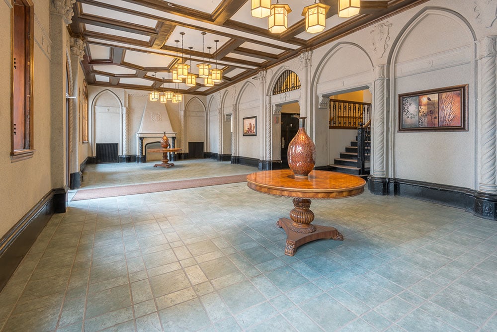 505 W. Belmont, Chicago